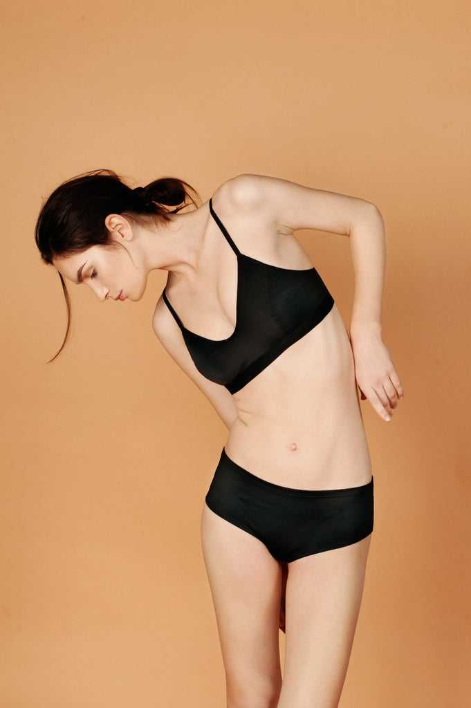 Why is underwear more flattering than swimwear? - SOMI Apparel